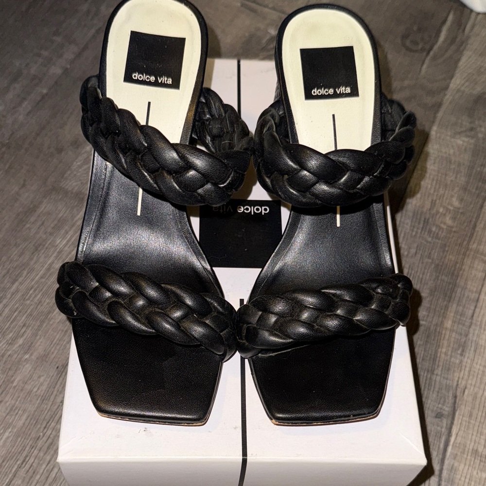 Dolce Vita Women's Black Braided Sandals